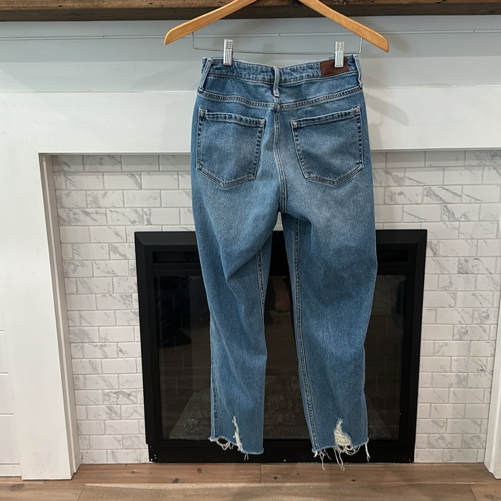 Hollister ultra high rise mom Jean vintage stretch Distressed Blue Jeans - Picture 4 of 6